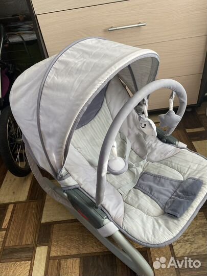 Шезлонг детский