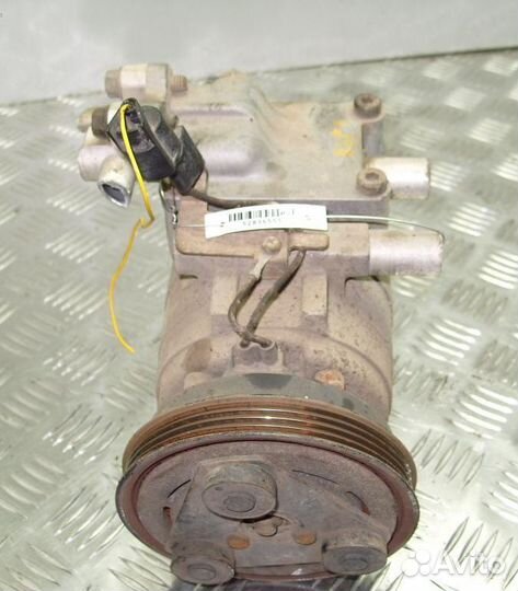 Компрессор кондиционера Hyundai Accent