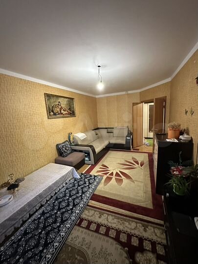 2-к. квартира, 55 м², 1/10 эт.