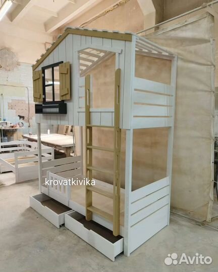 Двухъярусная Эко кровать домик из массива