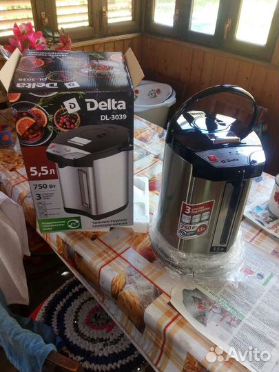 Чайник-термос электрический новый