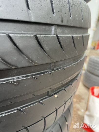 Dunlop SP Sport Maxx GT 285/35 R21 и 325/30 R21