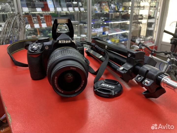 Зеркальный фотоаппарат Nikon D3100 (2)