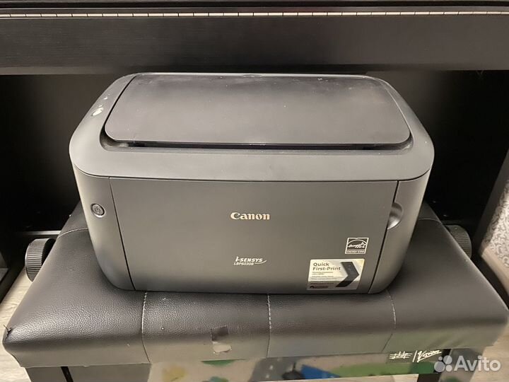 Почти новый принтер лазерный ч/б canon 6030