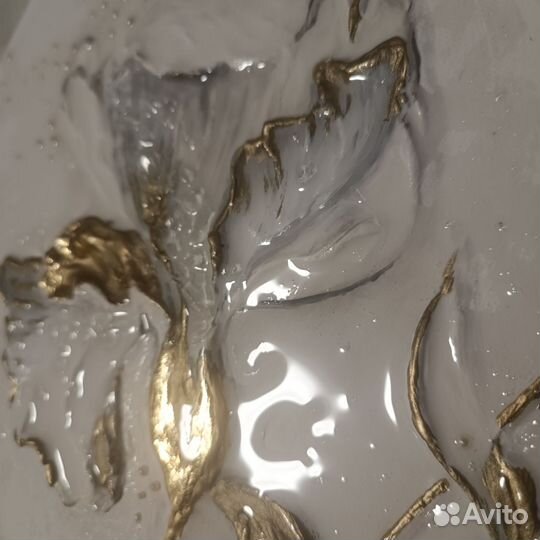 Картины белые с золотым