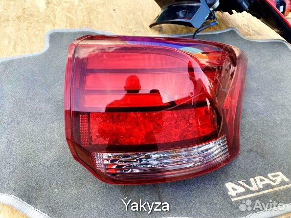 Задний правый фонарь в крыло Mitsubishi Outlander3