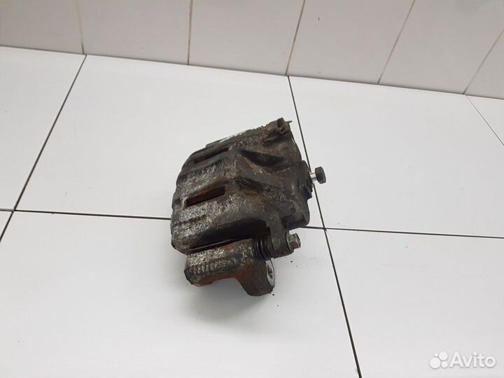 Суппорт передний правый (Haval F7)