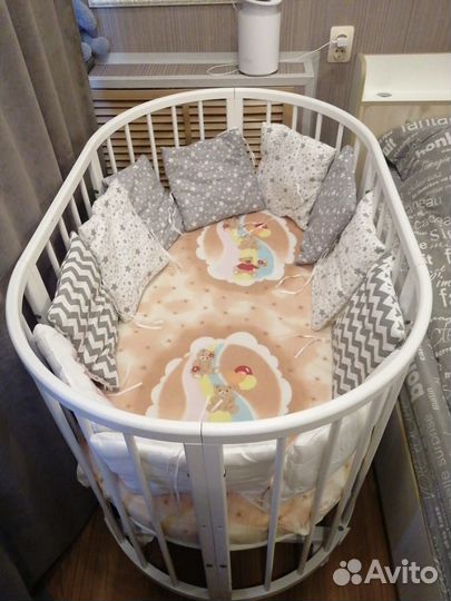 Детская кроватка трансформер с маятником