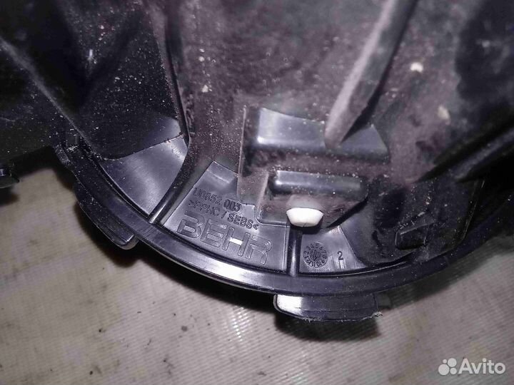 Моторчик печки Audi A4 B7 (8E)