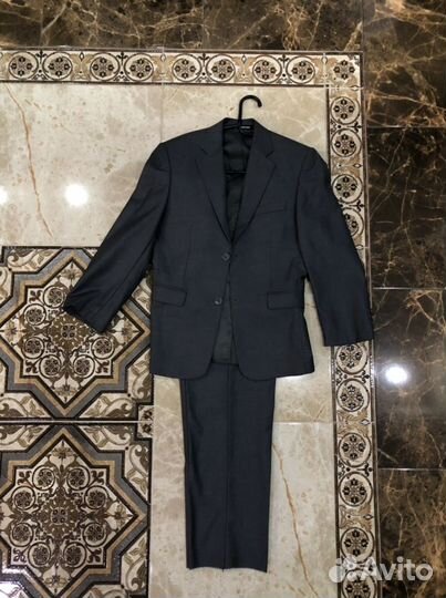 Костюм новый
