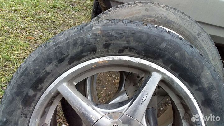 Bridgestone Blizzak Spike-01 185/65 R15