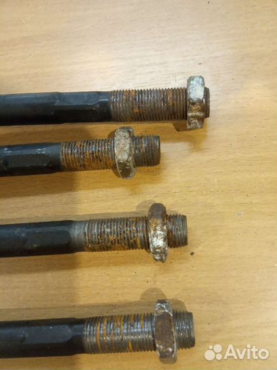 Тяга рулевая Мерседес Вито 638 W638