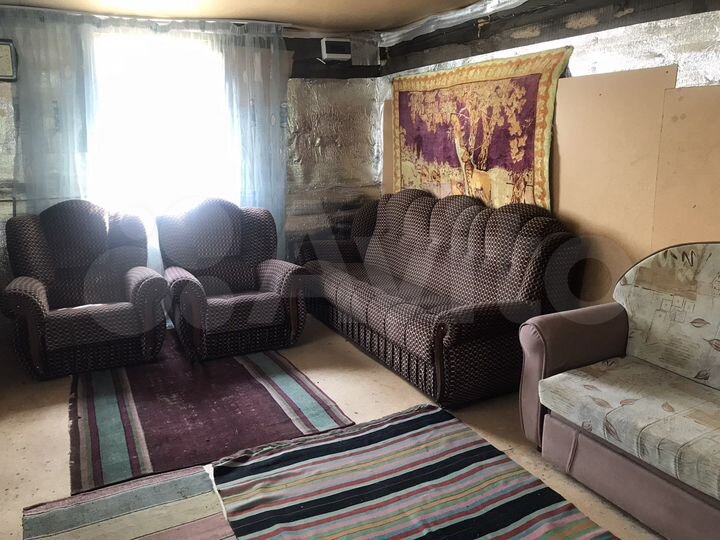 Дом 25 м² на участке 8 сот.