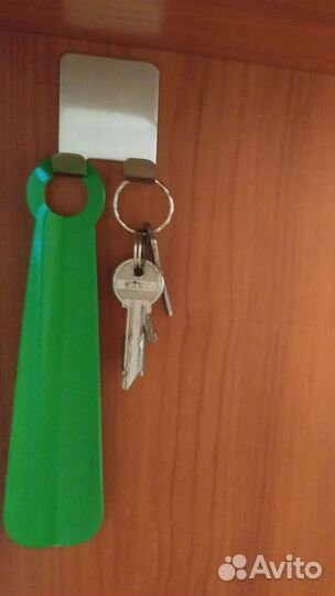 Крючки самоклеющиеся