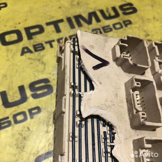 Блок предохранителей Toyota Probox