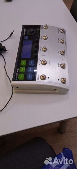 Вокальный процессор tc helicon