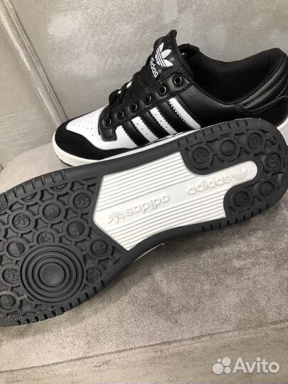 Кроссовки adidas originals forum lov panda