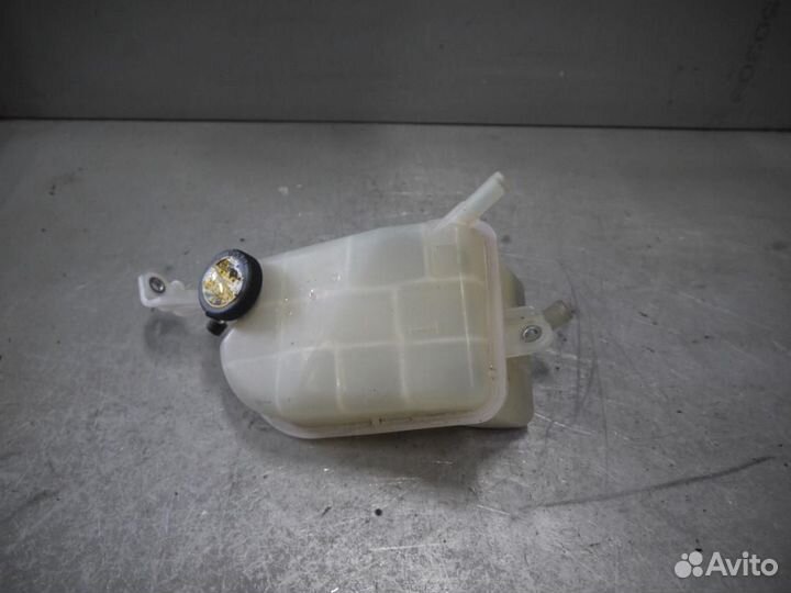 Бачок расширительный Auris