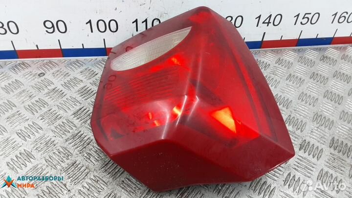 Фонарь задний левый Dodge Caliber 2008