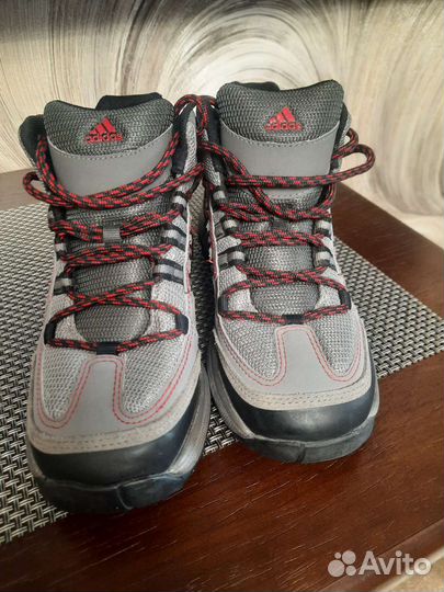 Кроссовки детские оригинальные adidas р34
