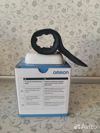 Тонометр на запястье omron