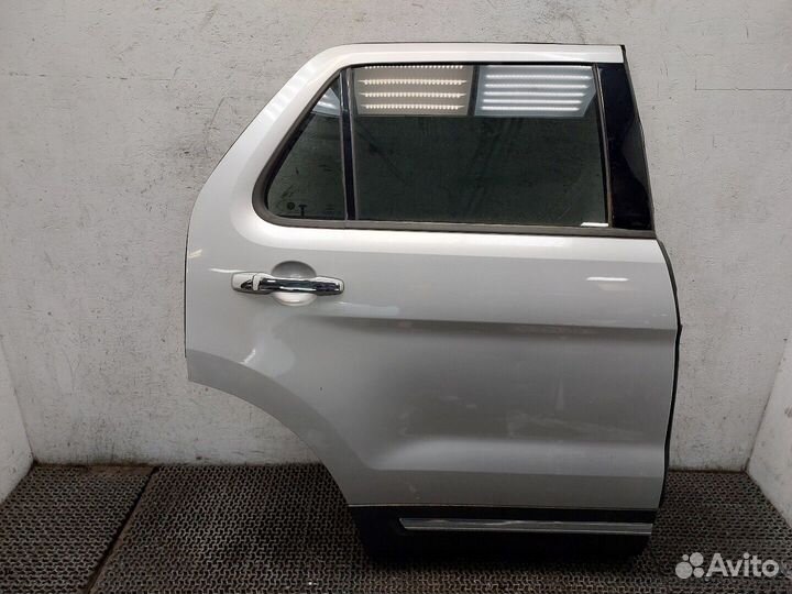 Стекло боковой двери Ford Explorer, 2016