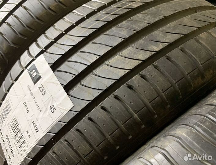 Michelin Primacy 4 235/45 R18 98W