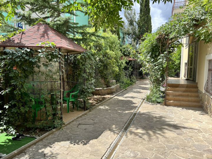 Комната 25 м², 2/3 эт.