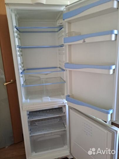 Холодильник Indezit (бу)