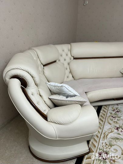 Угловой диван