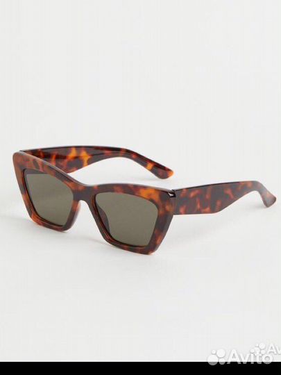 Солнцезащитные очки H&M