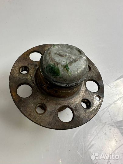 Ступица передняя Mercedes-Benz CLS-Класс