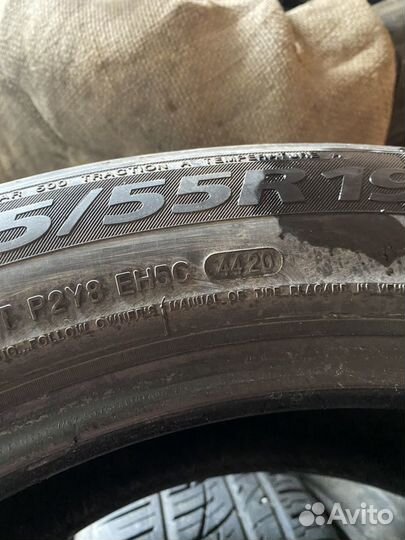 Delinte DS8 225/55 R19 99V