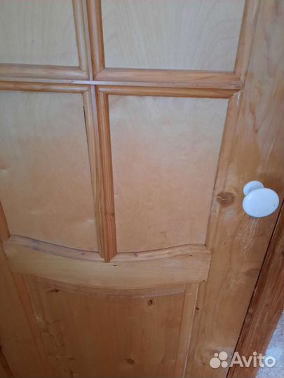 Дверь деревянная