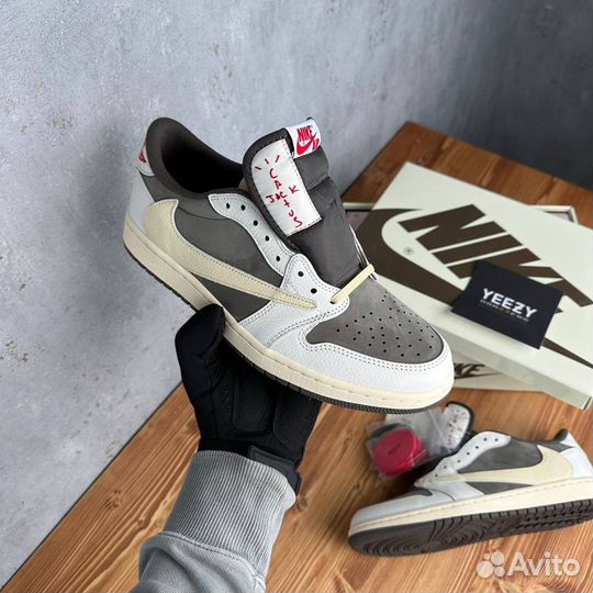 Travis Scott x Air Jordan 1 Low “Reverse Mocha”