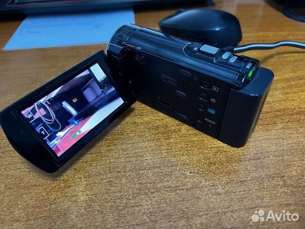 Видеокамера Sony HDR-CX110E