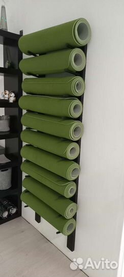 Стойка, стеллаж для ковриков