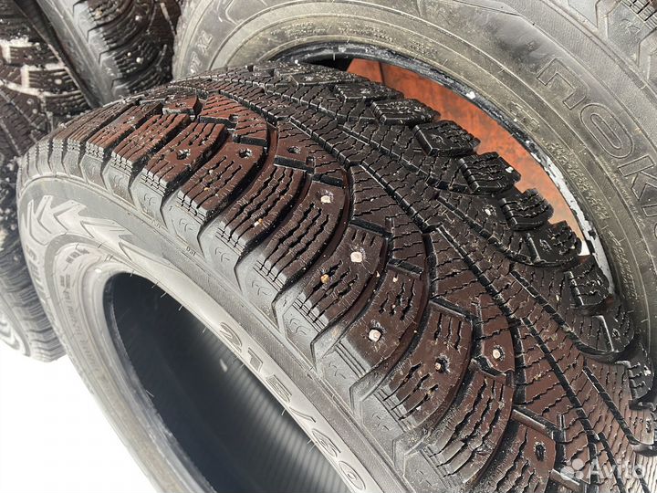 Nokian Tyres Hakkapeliitta 5 215/60 R16 99T