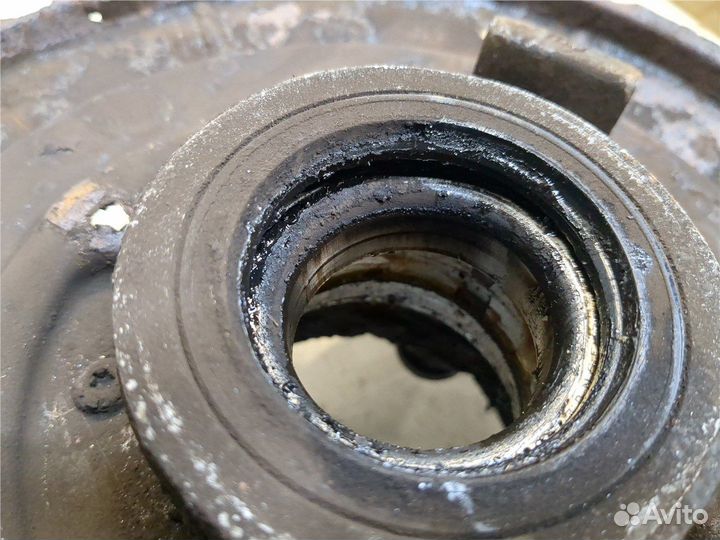 Ступица (кулак, цапфа) Jaguar XJ, 1997