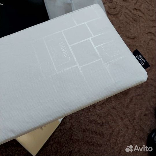 Chanel большая косметичка кисть губная набор