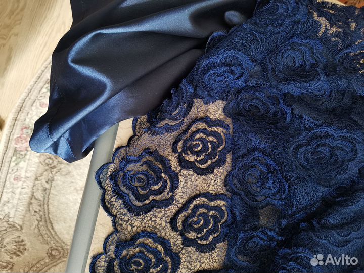 Нарядное платье