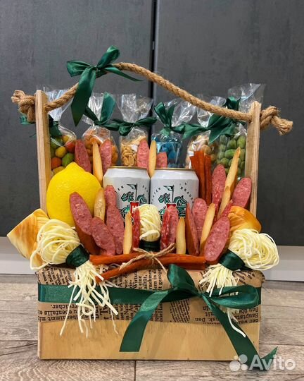 Мужские съедобные букеты, корзины, наборы, боксы