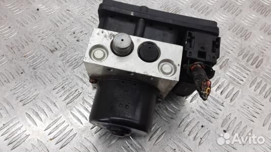 Блок ABS nissan navara D40 (80U03KW01)