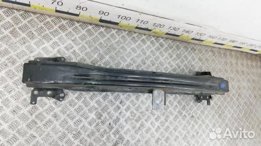 Усилитель бампера передний (кронштейн) volkswagen