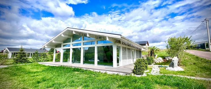 Коттедж 225 м² на участке 9 сот.