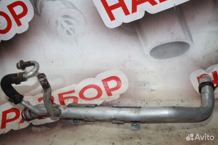 Патрубок системы охлаждения Audi A8 D3