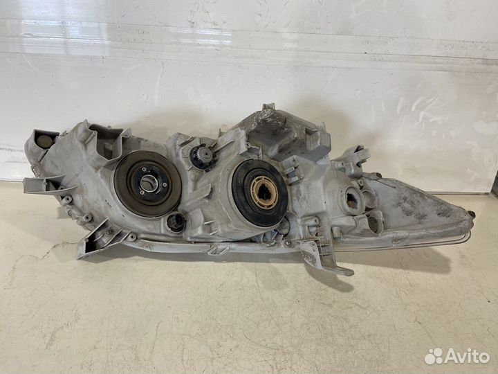 Фара левая тайота камри 40 оригинал