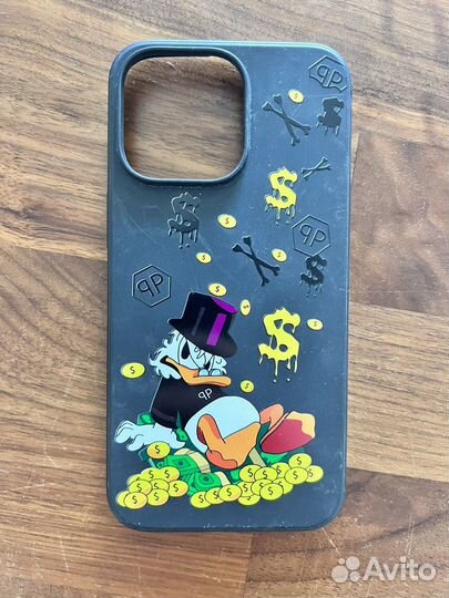 Чехлы на iPhone 13 Pro