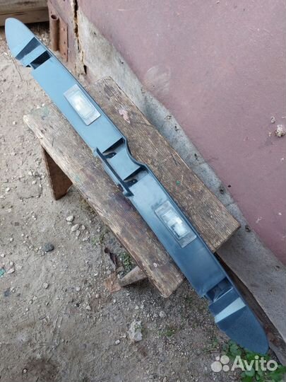 Накладка крышки багажника Лада Калина