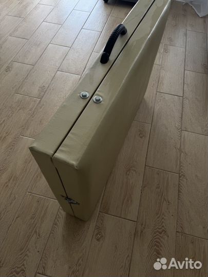 Массажная кушетка складная